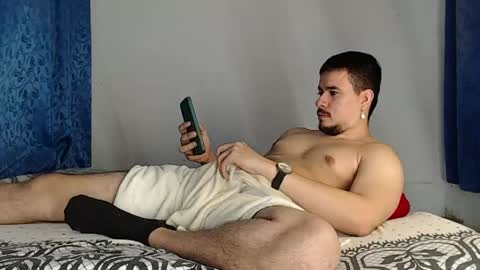 Snapshot of jeycob_happy97 chatting on 05-19-26, 11:55 Juan David online show from 05-19-26, 11:55