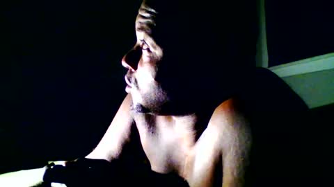 Snapshot of jezone200 chatting on 12-14-25, 01:33 J One 55 online show from 12-14-25, 01:33