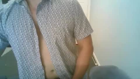 Snapshot of jezz045 chatting on 03-27-26, 01:44 jezz045 online show from 03-27-26, 01:44