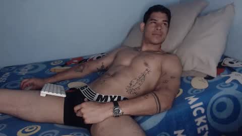 jffer_slhom online show from 02-25-26, 04:11