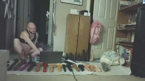 Snapshot of jghosty69 chatting on 02-14-25, 01:02 Nasty Cumslut online show from 02-14-25, 01:02