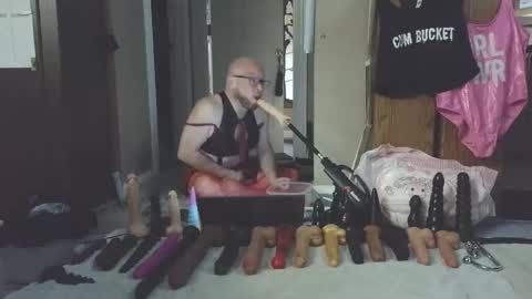 Snapshot of jghosty69 chatting on 11-09-25, 02:04 Nasty Cumslut online show from 11-09-25, 02:04