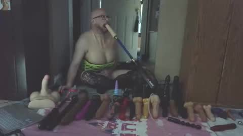 Snapshot of jghosty69 chatting on 03-22-26, 01:36 Nasty Cumslut online show from 03-22-26, 01:36