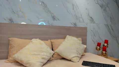 Snapshot of jhasly_am chatting on 07-05-26, 11:17 jhasly online show from 07-05-26, 11:17