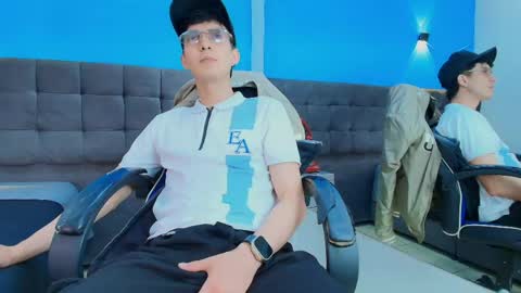 Jheampiero online show from 05-14-26, 03:19
