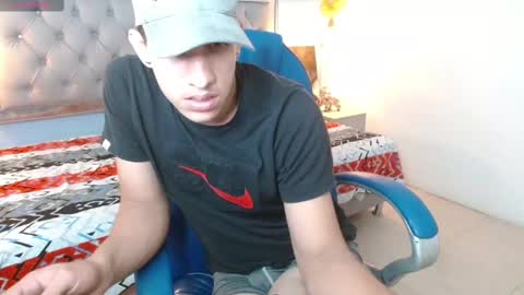 Snapshot of jheidertwink chatting on 12-16-24, 12:26 Jheider R. online show from 12-16-24, 12:26