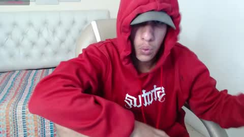 Snapshot of jheidertwink chatting on 12-18-24, 03:47 Jheider R. online show from 12-18-24, 03:47