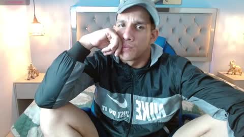 Snapshot of jheidertwink chatting on 12-27-24, 10:34 Jheider R. online show from 12-27-24, 10:34