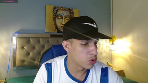 Snapshot of jheidertwink chatting on 01-27-25, 03:37 Jheider R. online show from 01-27-25, 03:37