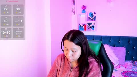 Jhiinny online show from 01-15-25, 03:33