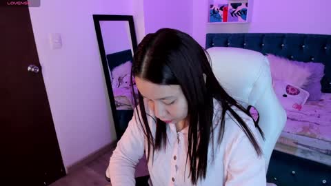 Jhiinny online show from 01-25-25, 11:13