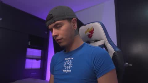 Snapshot of jhn_morghan chatting on 02-08-26, 03:43 Morghan online show from 02-08-26, 03:43