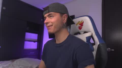 Snapshot of jhn_morghan chatting on 02-10-26, 09:19 Morghan online show from 02-10-26, 09:19