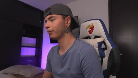 Snapshot of jhn_morghan chatting on 02-18-26, 06:26 Morghan online show from 02-18-26, 06:26