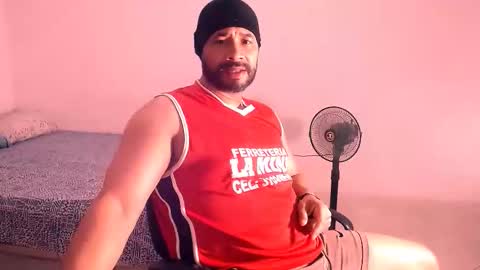 En moreno online show from 11-17-25, 12:49