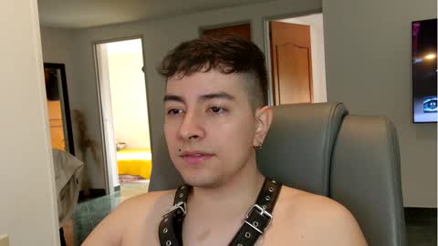 Snapshot of jhoan_saenz chatting on 09-28-25, 04:56 Jhoan Saenz online show from 09-28-25, 04:56