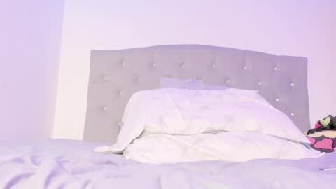 Snapshot of jhoanatrans22 chatting on 12-10-24, 02:27 jhoanatrans22 online show from 12-10-24, 02:27