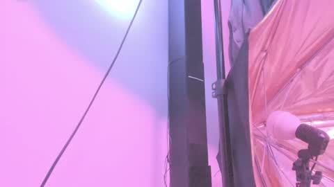 Snapshot of jhoanatrans22 chatting on 02-12-25, 01:37 jhoanatrans22 online show from 02-12-25, 01:37