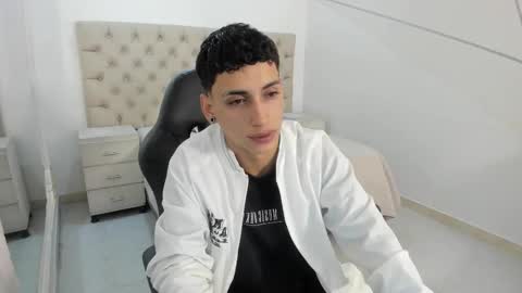 jhoanleandro online show from 10-19-25, 05:08