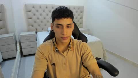 jhoanleandro online show from 12-16-25, 05:12