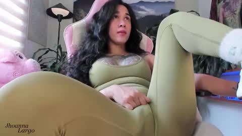  Jhoanna Largo  online show from 11-10-25, 06:51