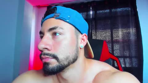 Snapshot of jhojansthetics chatting on 12-15-25, 08:35 Jhojan Strong online show from 12-15-25, 08:35