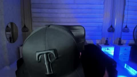 John Bear.... online show from 04-17-26, 11:24