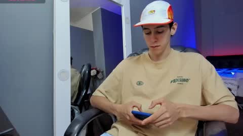 Snapshot of jhon_snow__ chatting on 09-22-25, 01:35 Jhon online show from 09-22-25, 01:35