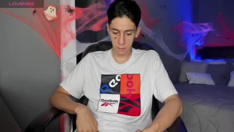 Snapshot of jhon_snow__ chatting on 10-17-25, 01:03 Jhon online show from 10-17-25, 01:03