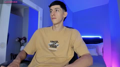 Snapshot of jhon_snow__ chatting on 12-20-25, 12:34 Jhon online show from 12-20-25, 12:34