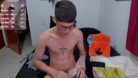 Snapshot of jhonleving chatting on 02-13-25, 11:26 Jack online show from 02-13-25, 11:26