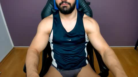Snapshot of jhonnyboy007 chatting on 12-28-24, 04:41 Black Diamond online show from 12-28-24, 04:41