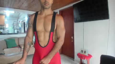 Snapshot of jhonnyxxfitnexx chatting on 12-18-25, 07:53 jh online show from 12-18-25, 07:53