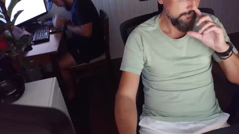 Snapshot of jhony_xx chatting on 05-06-26, 11:32 Jhonny y Naty online show from 05-06-26, 11:32