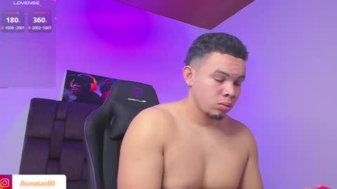 Snapshot of jhotta_foxx chatting on 01-25-25, 07:17 Jhonatan80 online show from 01-25-25, 07:17