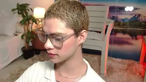 Jhuan Nhez online show from 10-16-25, 11:00