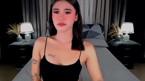 jhuliana_and_charles_room online show from 09-12-25, 02:00