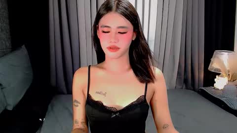 jhuliana_and_charles_room online show from 10-06-25, 02:09