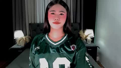 Snapshot of jhuliana_and_charles_room chatting on 03-16-26, 04:55 jhuliana_and_charles_room online show from 03-16-26, 04:55