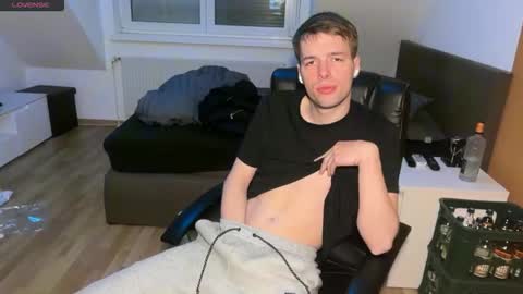 Jimmy online show from 04-11-26, 07:24