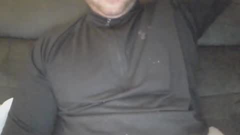 Snapshot of jimbone97 chatting on 03-09-26, 03:05 jimbone97 online show from 03-09-26, 03:05