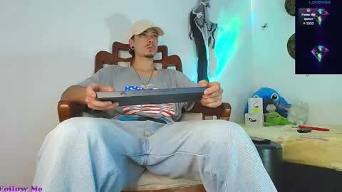 Jimm  Independent Model  online show from 11-04-25, 02:54