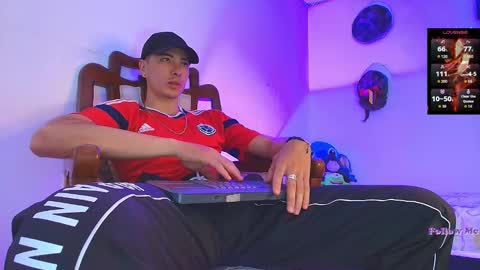 Jimm  Independent Model  online show from 03-17-26, 04:21