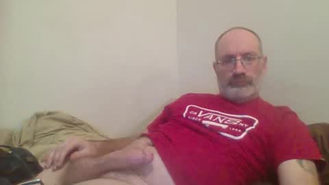Snapshot of jimmielove2046 chatting on 10-31-25, 03:40 jimmielove2046 online show from 10-31-25, 03:40