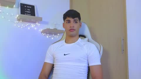 Snapshot of jimmy_leeh_ chatting on 01-28-25, 09:50 Jimmy Leeh online show from 01-28-25, 09:50