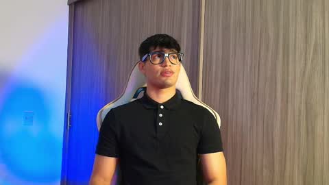 Snapshot of jimmy_leeh_ chatting on 11-23-25, 04:34 Jimmy Leeh online show from 11-23-25, 04:34