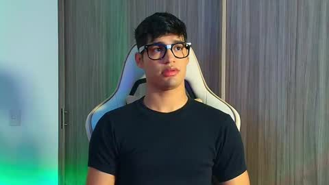 Snapshot of jimmy_leeh_ chatting on 02-08-26, 05:22 Jimmy Leeh online show from 02-08-26, 05:22