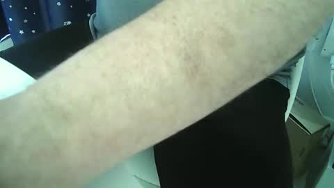 Snapshot of jimmychongax chatting on 11-14-25, 10:36 Jimmychongax online show from 11-14-25, 10:36