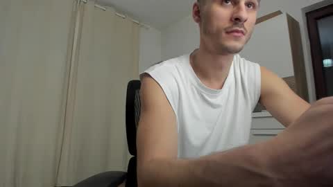 AlphaJimmy online show from 09-26-25, 07:07