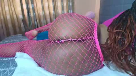 jinglefancypuff online show from 11-02-25, 08:06